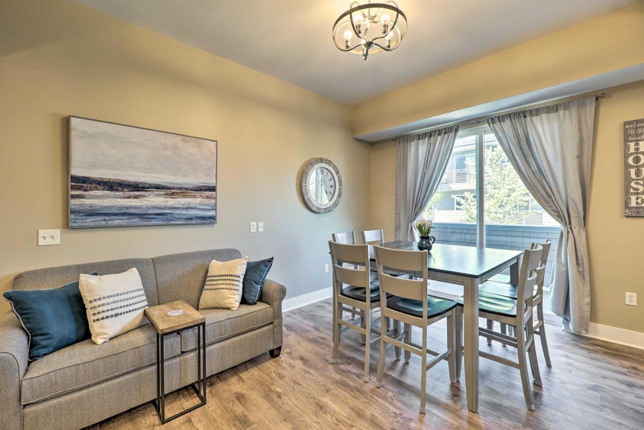 Grand Haven Condo - Walk To Nearby Hot Spots! Eksteriør billede